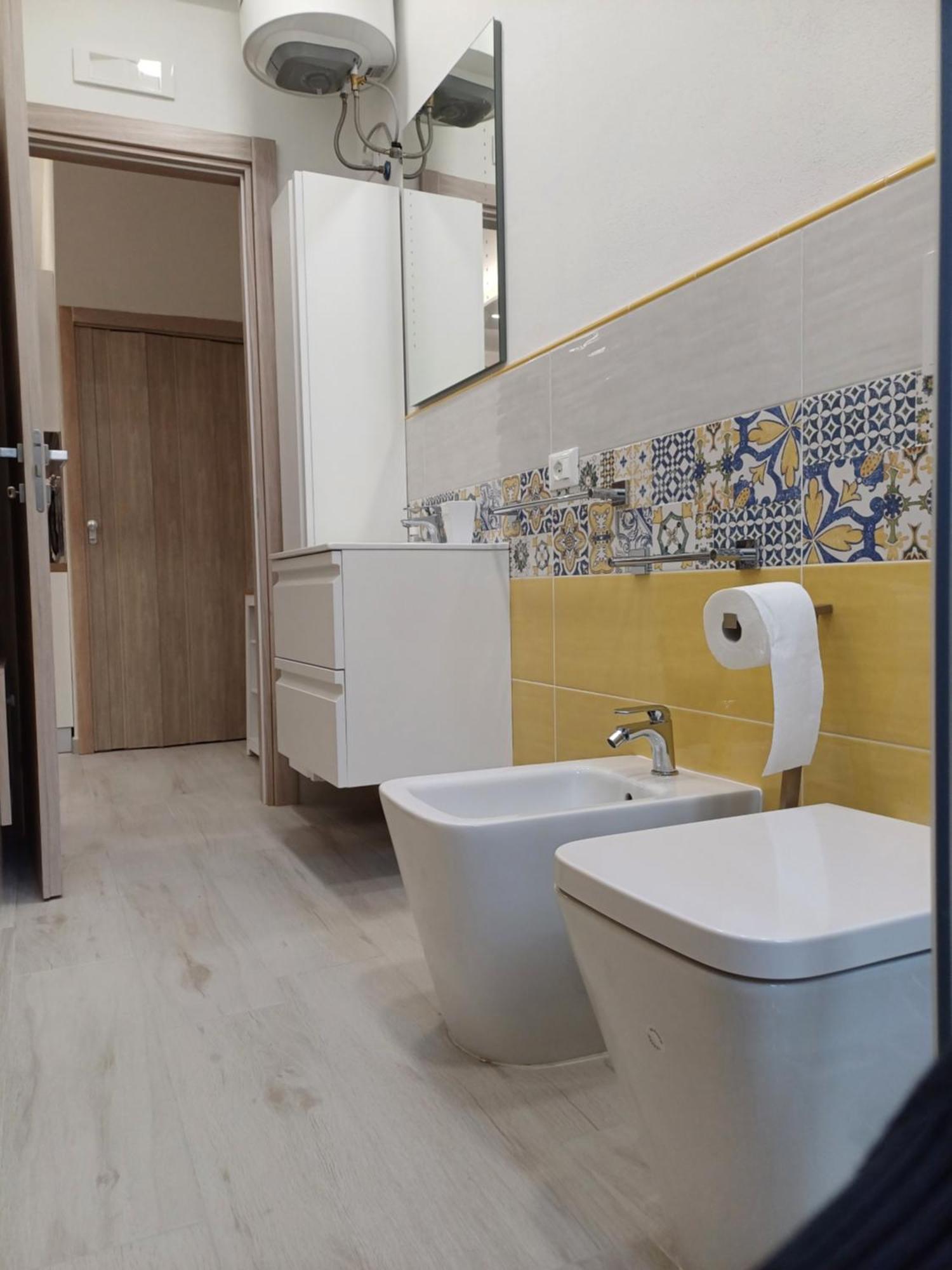 Noemi's Ballaro' Apartment